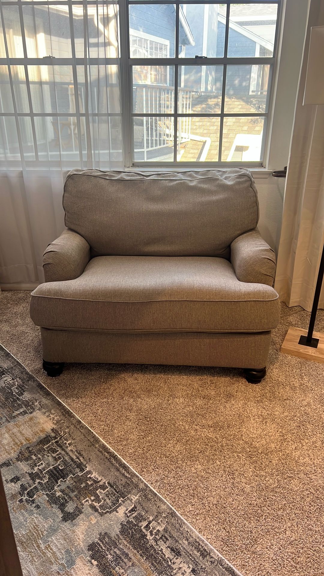 Oversized arm Chair