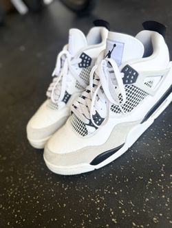 Jordan 4 Military Black Size 11s