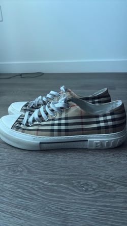 Burberry Shoes
