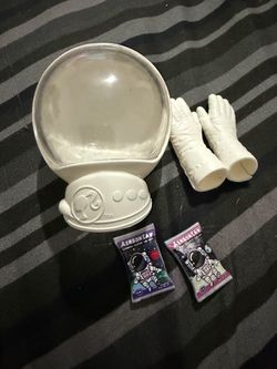 Barbie Space Discovery Astronaut Accessories Careers Mattel 2020