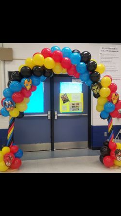 Super hero special deal balloon arch/ columns