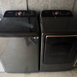 Samsung Washer And Electric Dryer Set