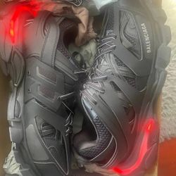 Balenciaga track runners Led