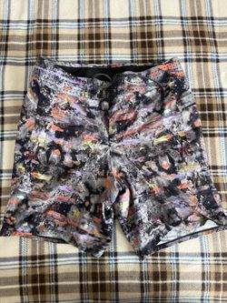 Lululemon board shorts size 32