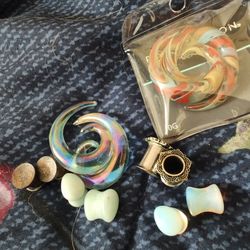 CLEAN! Size 0 Gauge Lot 