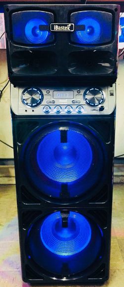 BLUETOOTH SPEAKER ON SALE WILL SALE QUICK BRAND NEW