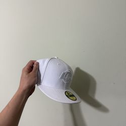 La Rams Hat 7 3/8