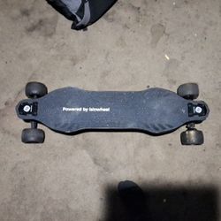 Electric Skate Board ( W/remote)