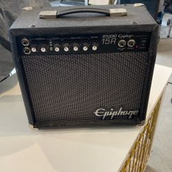Epiphone guitar 15R amp