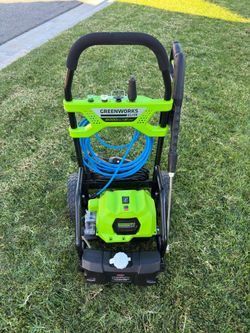 Greenworks 2000psi electric pressure washer
