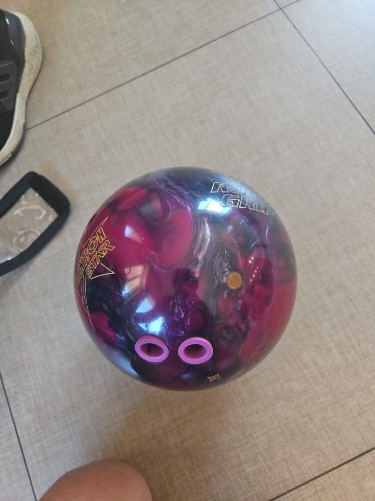 Roto Grip Attention Star Bowling Ball - 15lb With ETrax PLUS Pearl