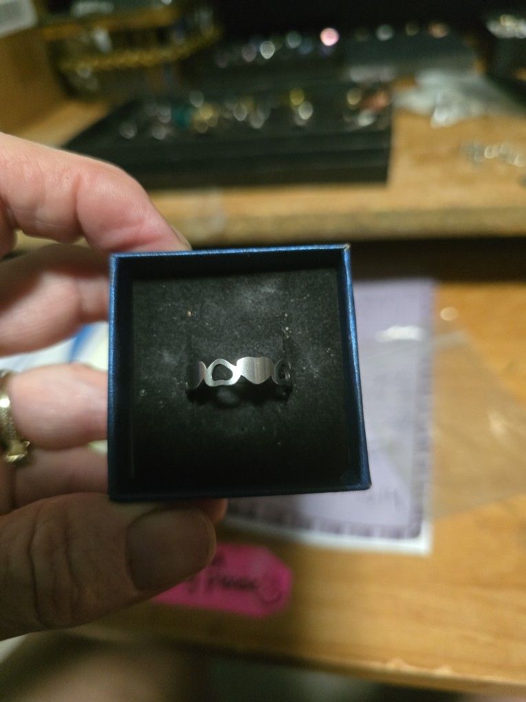 Size 10 Stainless Steel Band With Hearts