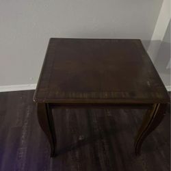 Side Tables 