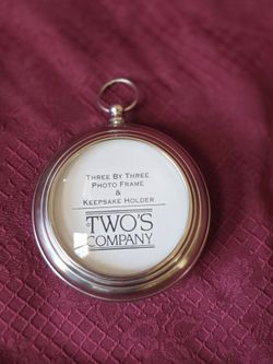 Two's Company Time Watch Styled Photo Frame & Keepsake Holder