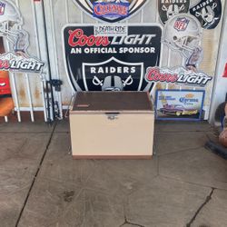 Vintage Coleman Cooler 