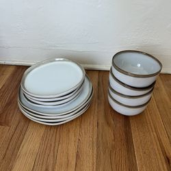 Hearth & Hand Dishware Set