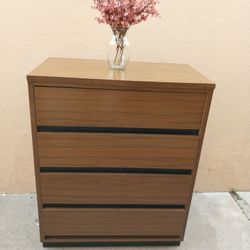 CIRCA 70s 4 DRAWERS DRESSER 