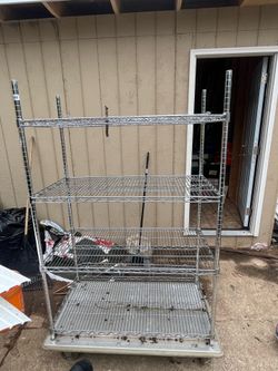 3 metal shelf good condition $130