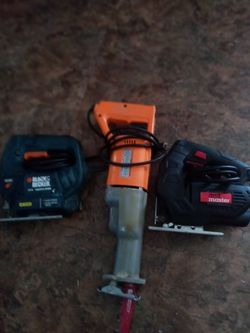 Black and decker saw