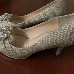 Size 7 Glitter Heels 