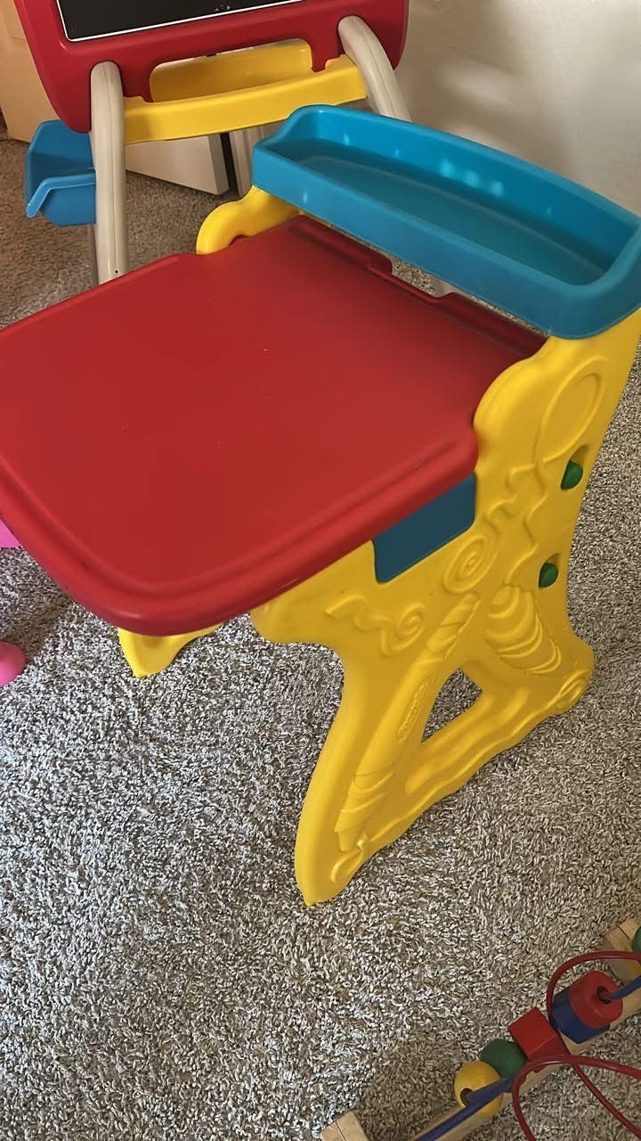 ToddlerDesk 