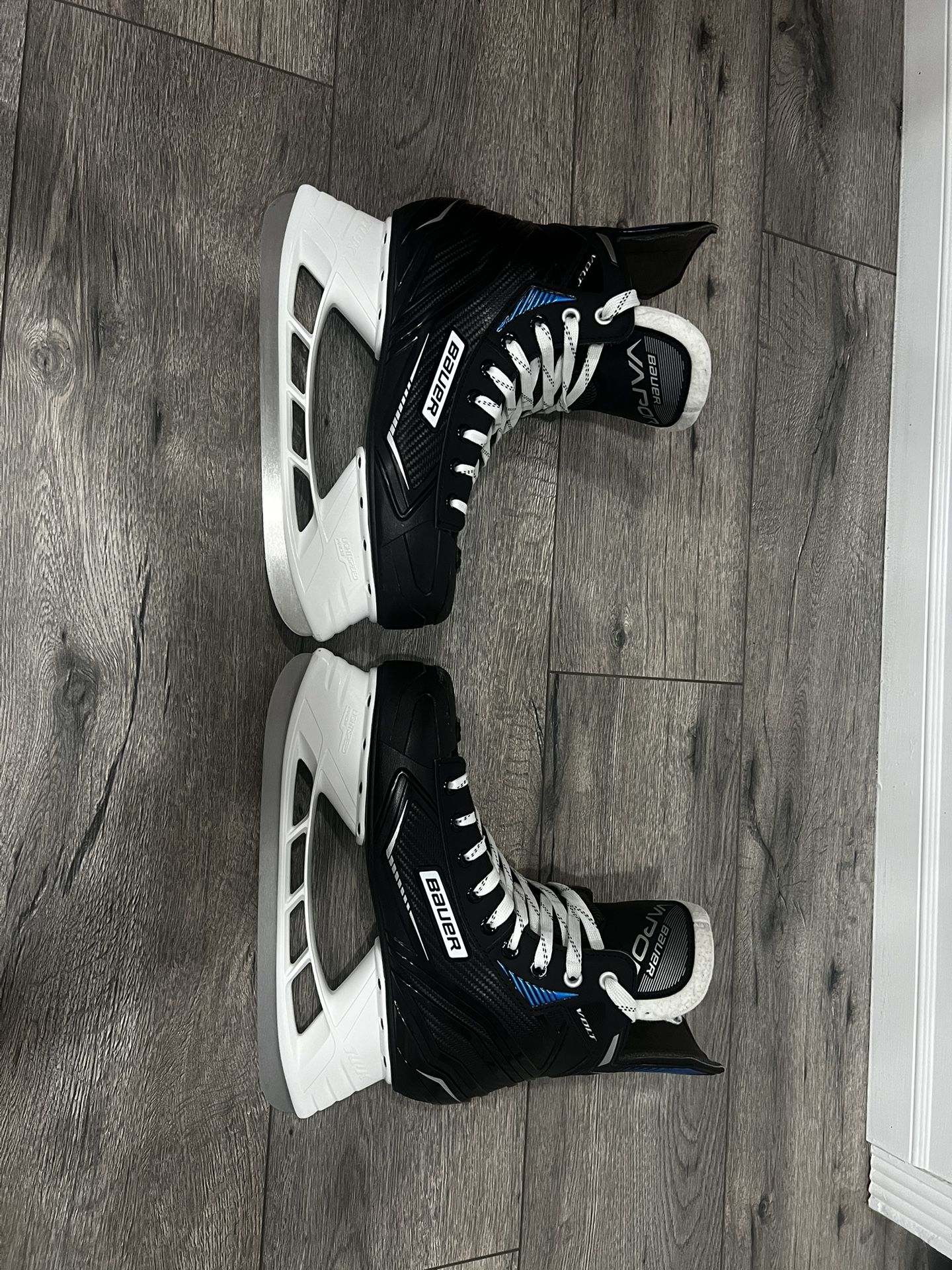 Bauer Vapor Volt Size 9