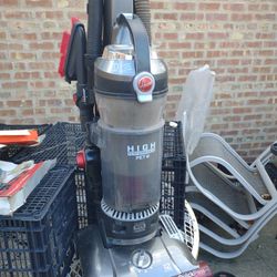 *** MAKE OFFER!***  HOOVER HIGH PERFORMANCE UPRIGHT VACUUM