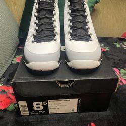 Jordan Retro 9