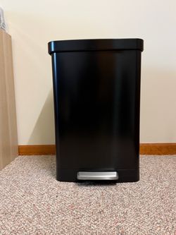 EKO Hudson (50 litres/ 13.2 gallons) Stainless Steel Matte Black Step Trash can