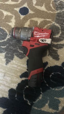 Milwaukee hammer drill/ driver