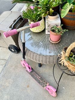 Girls’ Scooter