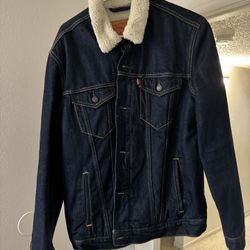 Levi’s Jean jacket Size L