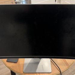 Dell 34” 2K Curved Monitor & Wireless Logitech Keyboard 