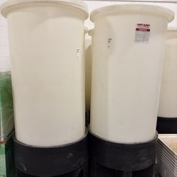 200 Gallon Reservoir Coned w/stand