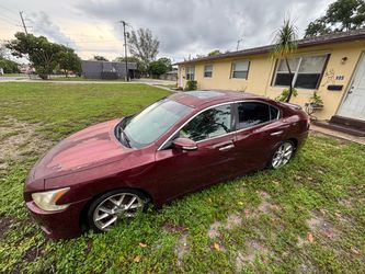2010 Nissan Maxima