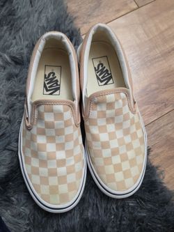 Checkered vans slip on