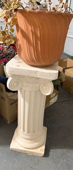 Patio pillar and plant pot