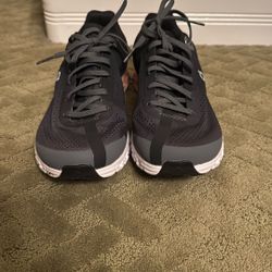 Women’s On Cloud Shoes