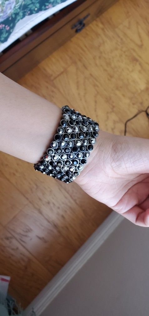 Metallic Grey And Black Stretch Bracelet
