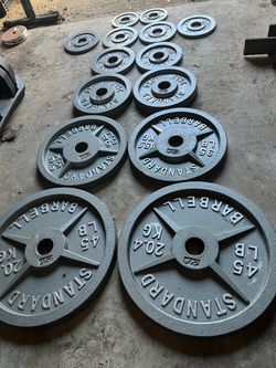 CAP Barbell Olympic Weight set 255lbs