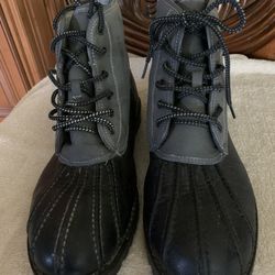 Boots Size  10 1/2 Good Conditions 