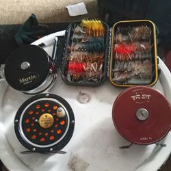 Fishing Reels, And Flybox With Flies. Vintage Flyreels. $200 Obo