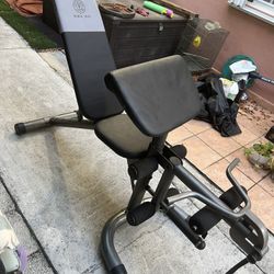 Golds Gym XRS 20 Olympic Bench + 100lbs Cast Iron 2” Olympic Weights $150 FIRM CONSIDER TRADE for Bicycle EQUAL VALUE ONLY 
