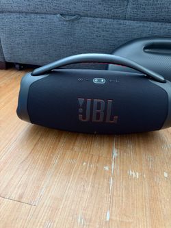 JBL boombox 3