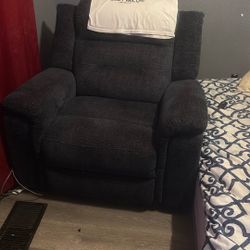 Electric Recliner With USB Ports 