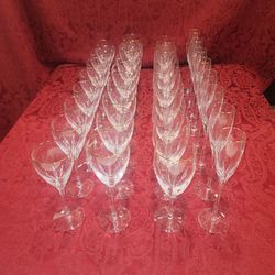 32 pc Lenox Firelight Crystal with Gold Trim Stemware