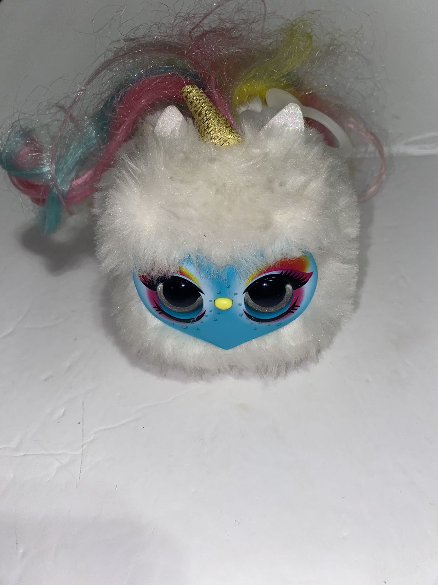 Pomsies Lumies Rainbow charged interactive pet