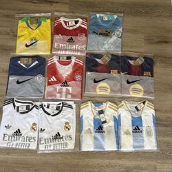 Bran New Soccer Jersey ( Size Medium )  