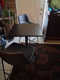 2 person table