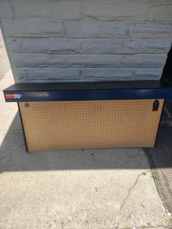 Shelf  47 L  9 W  25 H